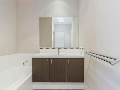 77 Kahana Parkway, Butler