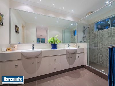 63 Lindsay Beach Blvd, Yanchep