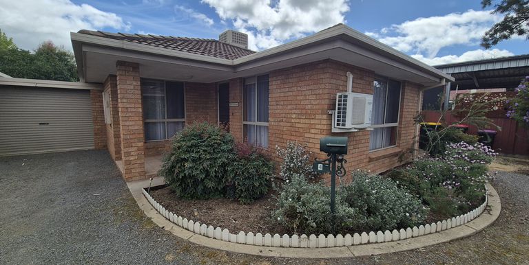 4 / 9 Hart Street , Euroa