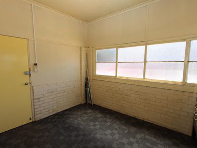 1 / 121 Bentinck Street, Bathurst