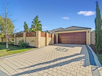 13 Sorrento Turn, Secret Harbour