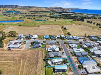 10 Resolute Avenue, Normanville