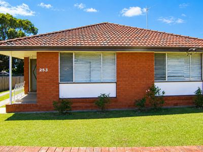 2 / 253 Shellharbour Road, Barrack Heights