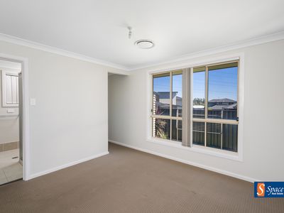 6 Rosemary Close, Gregory Hills