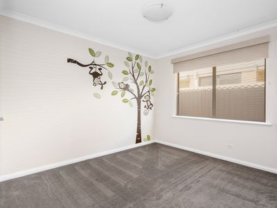 21 Henderson Drive, Somerville