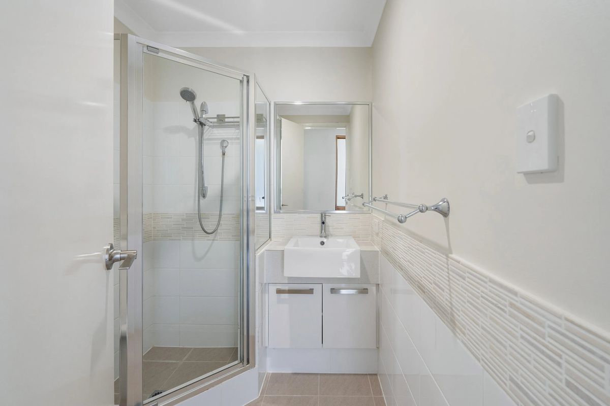 1 / 22 Rinaldo Crescent, Coolbellup
