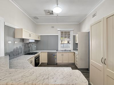 73 Tamworth Street , Dubbo