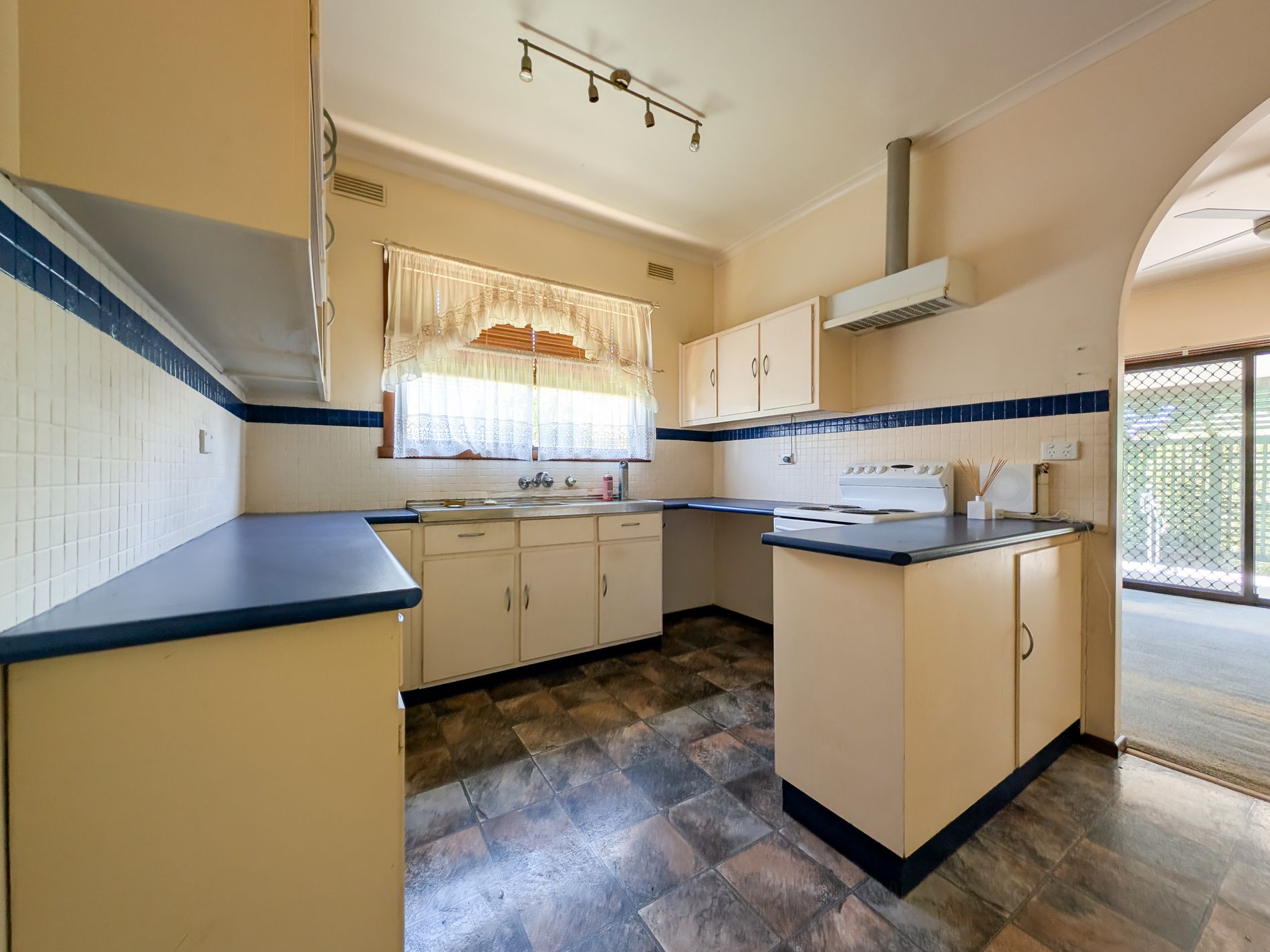 22 Lyall Avenue, Kerang