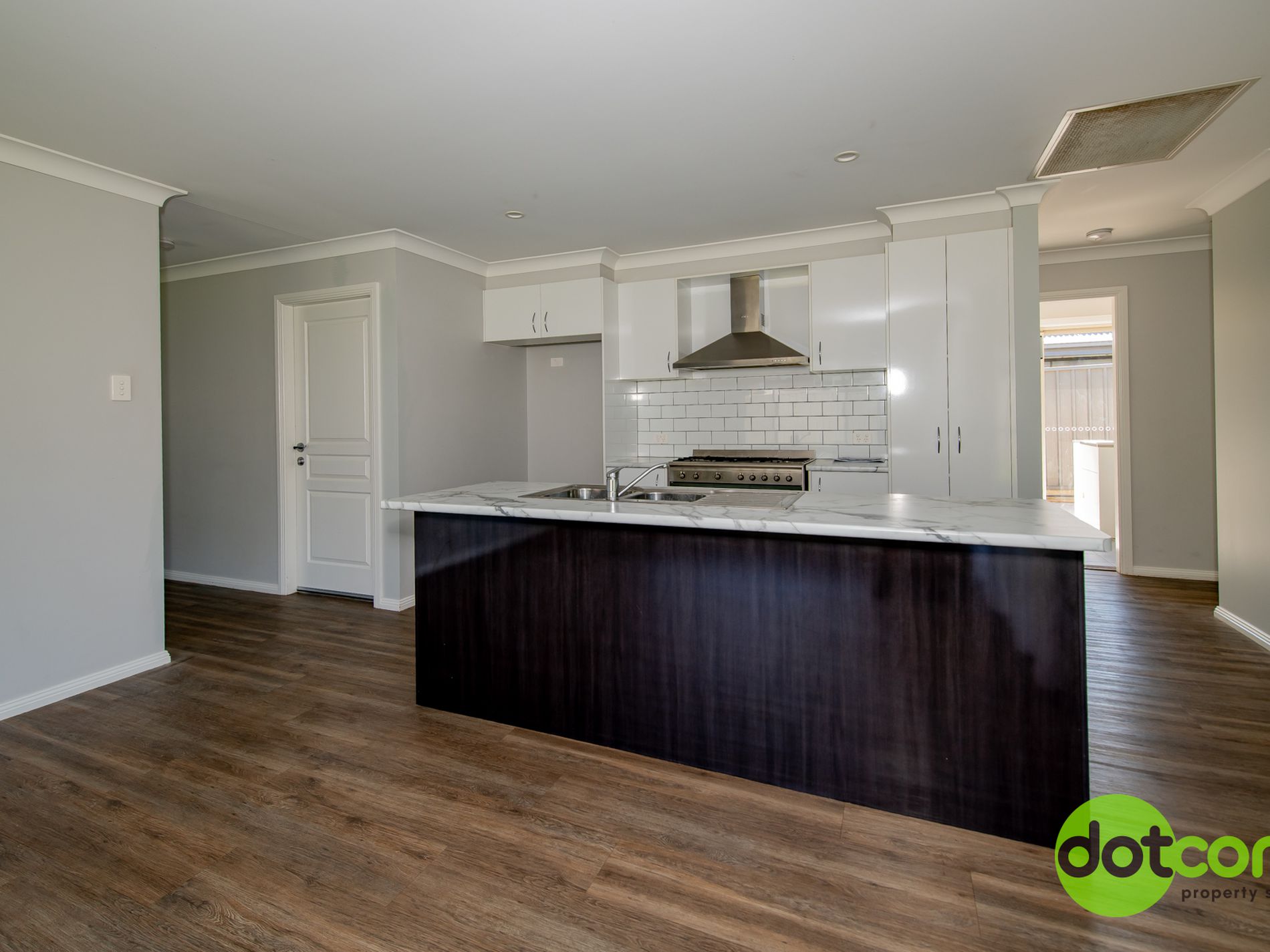 27 Hindmarsh Esplanade, Dubbo