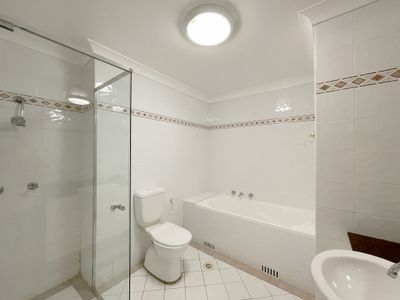 570 / 83-93 Dalmeny Avenue, Rosebery