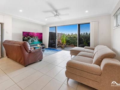 31 / 5 Angela Way, Pimpama