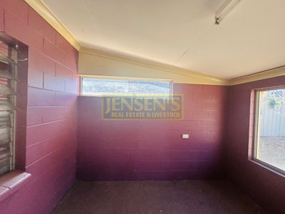 19 Bluff Road, Millchester