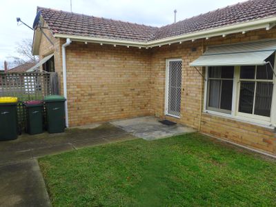 8 Garlick Avenue, Newtown