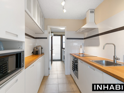 2 / 4 Lawrence Street, Como