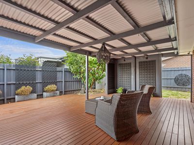 1 / 117 Pearson Street, Sale