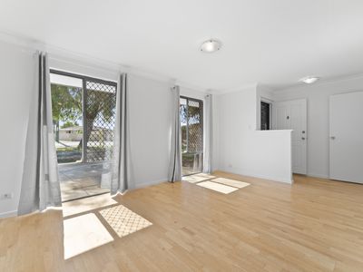 72 Cambridge Crescent, Cooloongup