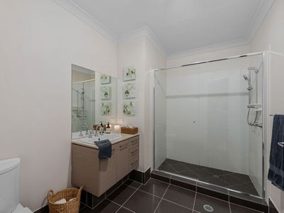 46 Lachlan Drive, Wakerley