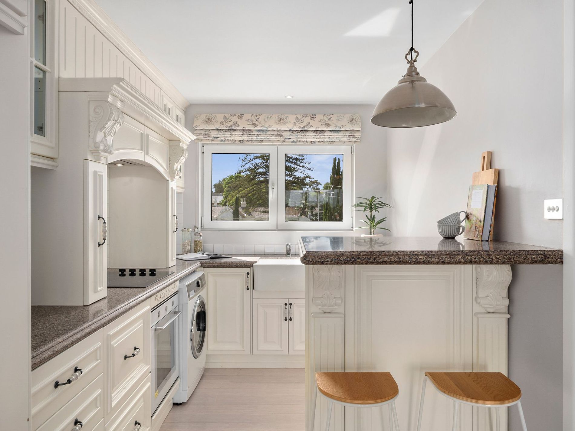 10 / 50 Eastern Beach Road, Geelong