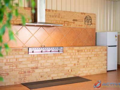 9 Iris Court, Coodanup