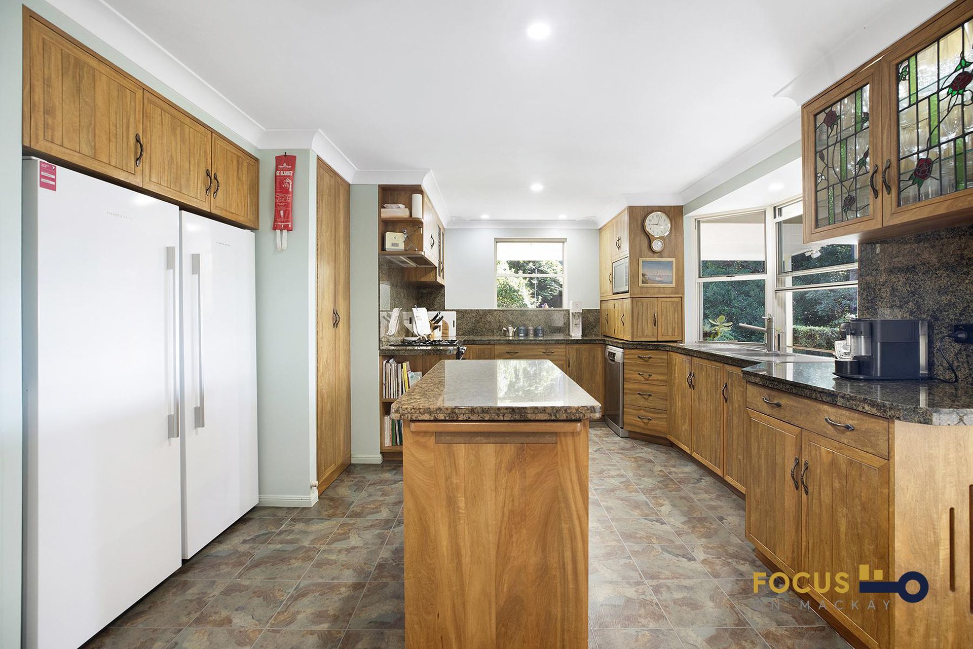 9 Ward Esplanade, Ball Bay