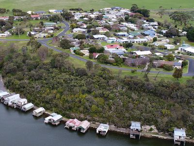 19 Dry Creek Road, Donovans