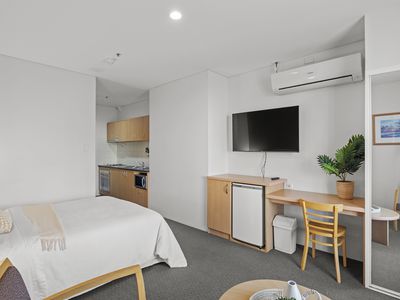 207 / 12 Victoria Avenue, Perth