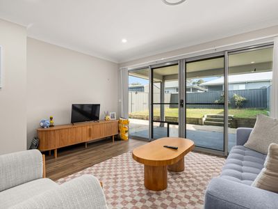 16B Bexhill Avenue, Sussex Inlet
