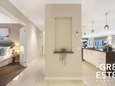 7 Crepe Avenue, Cranbourne West
