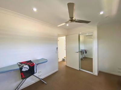 4 / 18 Goolagong Crescent, Moranbah