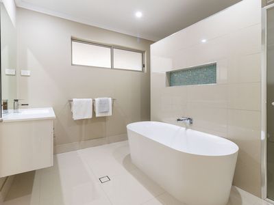 19 McEnally Place, Wamboin