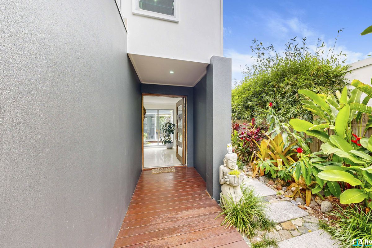 25 Myles Street, Tewantin
