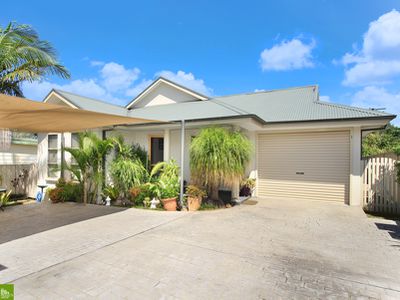 2 / 13 Parkes Street, Oak Flats