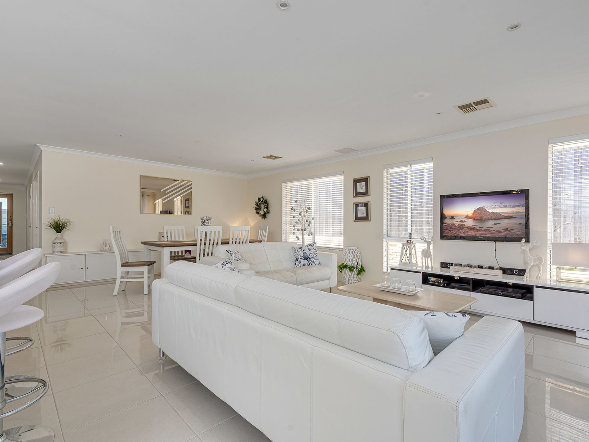 24 Spiral Flag Road, Yanchep