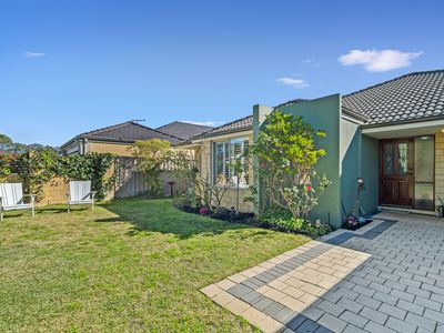 13 Sorrento Turn, Secret Harbour