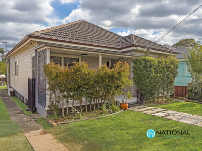 56 Mccredie Road, Guildford