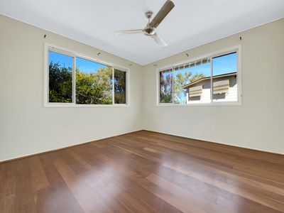 6  Russ Street, Sun Valley
