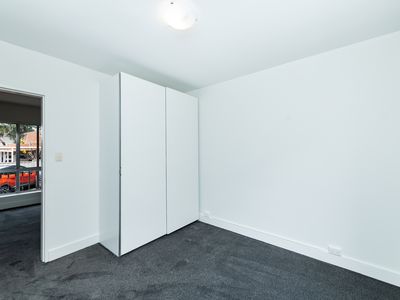 14 / 122 Henderson Road, Crestwood