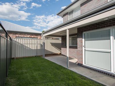 2 / 4E Kemp Street, Wallsend