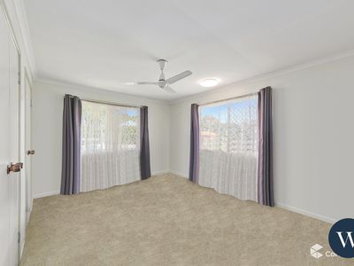16 James Road, Beachmere