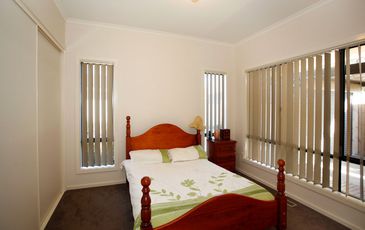 3/8 Charles Street, Pakenham