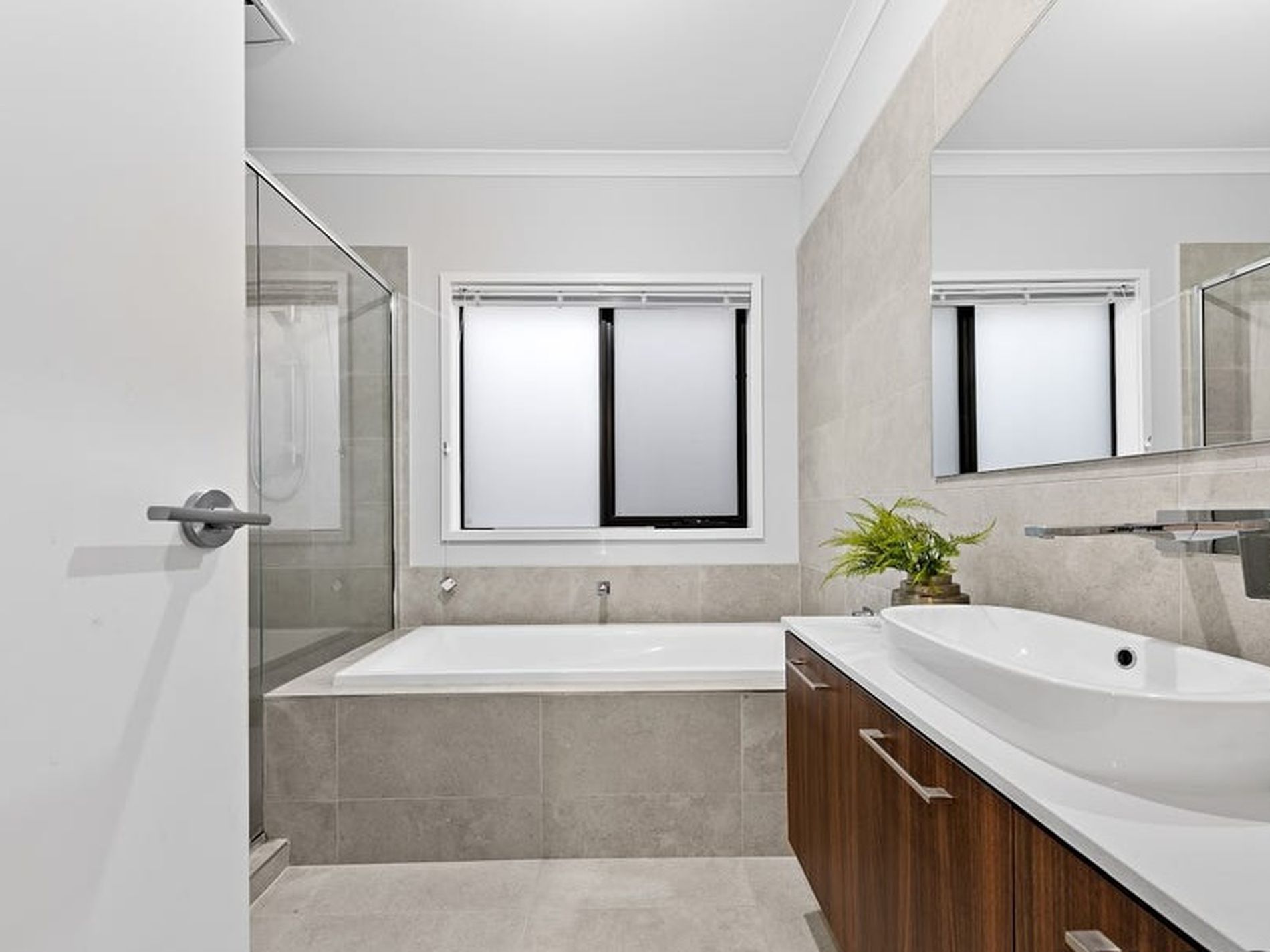 9 Eskdale Street, Werribee