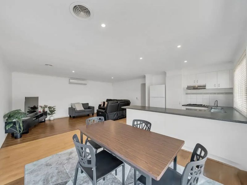 33 Charlotte Crescent, Wyndham Vale, Wyndham Vale - Thumbnail 6