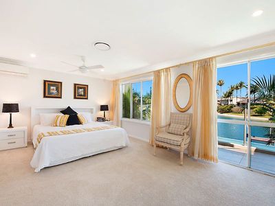 343 Monaco Street, Broadbeach Waters