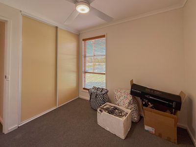 5 Harrison Crescent, Swan Hill