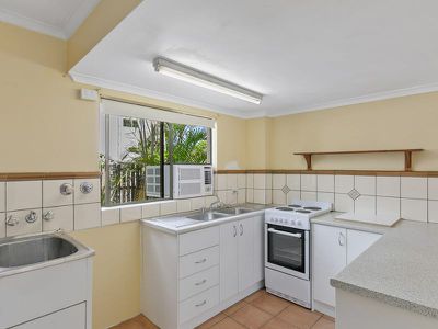 2 / 10 McKean Road, Scarness