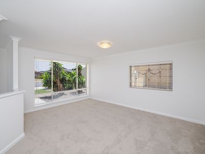 82 Santiago Parkway, Ocean Reef