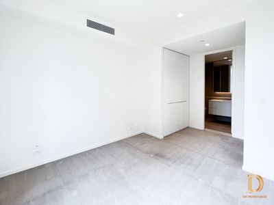 402 / 5 Evergreen Mews, Armadale