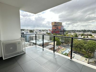 422 / 32 Kitchener Parade, Bankstown