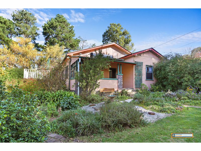 40 Sattlers Road, Armidale