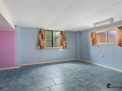 106 Naomai Street, Blackstone